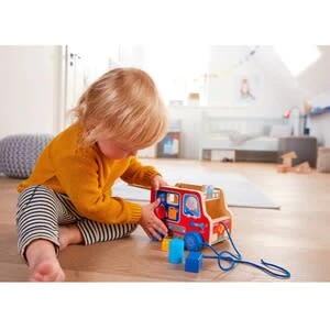 Haba Nachziehspielzeug Feuerwehrauto In Mehrfarbig 3 Haba Nachziehspielzeug Feuerwehrauto In Mehrfarbig – Bild 3