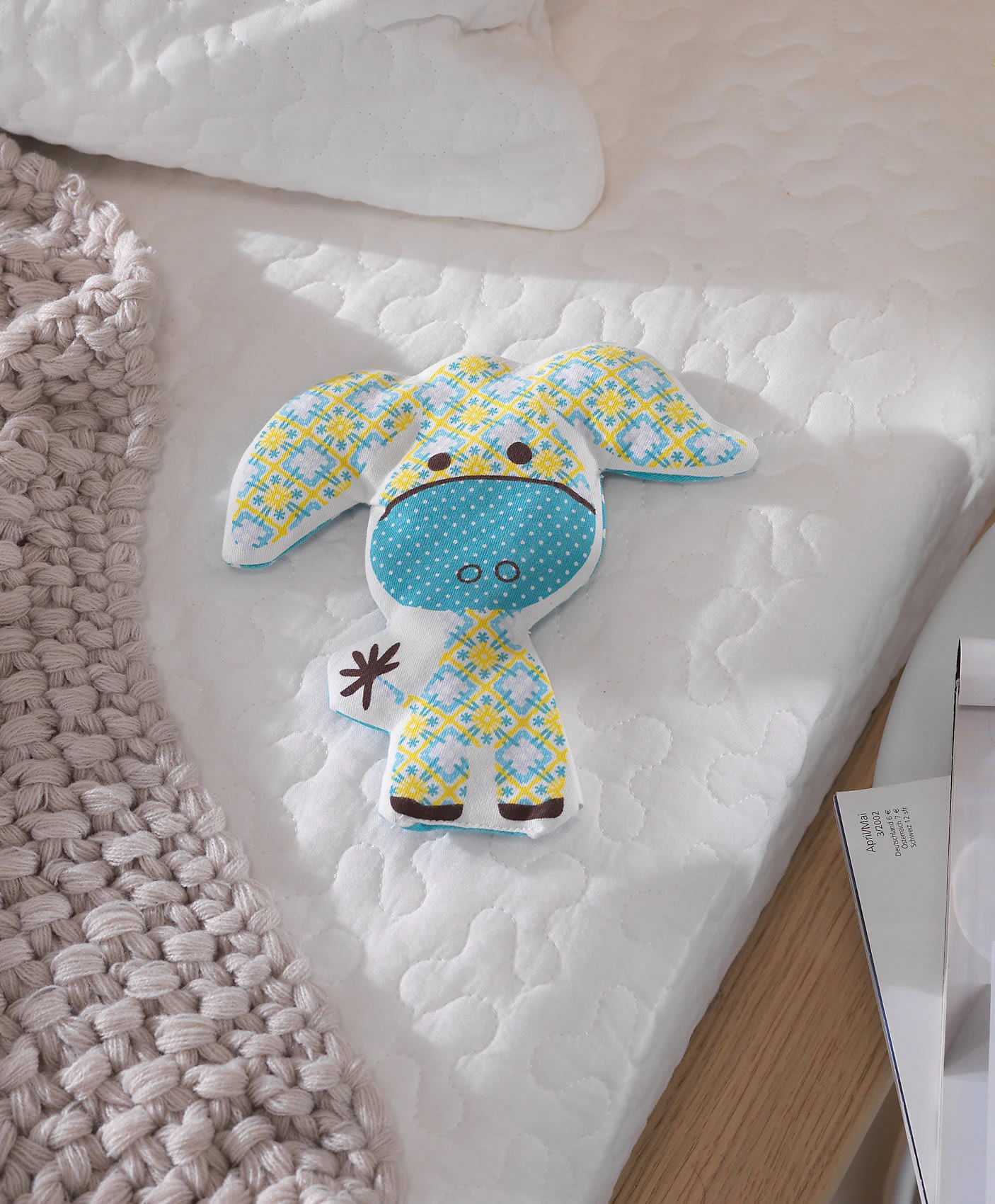 THERALINE Kirschkernkissen Tröstetier, Esel, Laguna-türkis 2 THERALINE Kirschkernkissen Tröstetier, Esel, Laguna-türkis – Bild 2