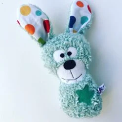 Rassel "Hase Heribert Herz" In Hellblau/Bunt 9 Rassel "Hase Heribert Herz" In Hellblau/Bunt -Stilvolles Kinderspielzeug trudchens welt rassel hase heribert herz in hellblau bunt 4